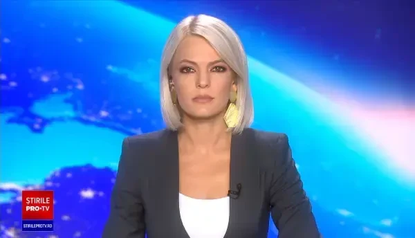 Cadou inedit primit de Sorin Grindeanu, la îndemnul Mitropolitului Moldovei și Bucovinei: o biblie cu numele său