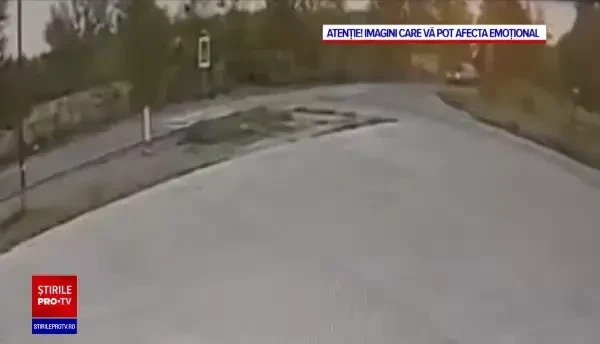 Filmul accidentului de la Frumușani. Vitezometrul mașinii în care o familie a pierit a rămas blocat la 220 km/h