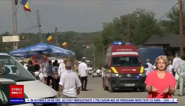 Mii de persoane au stat la coadă, ca să mănânce la nunta lui George Simion. Câți bani a cheltuit liderul AUR