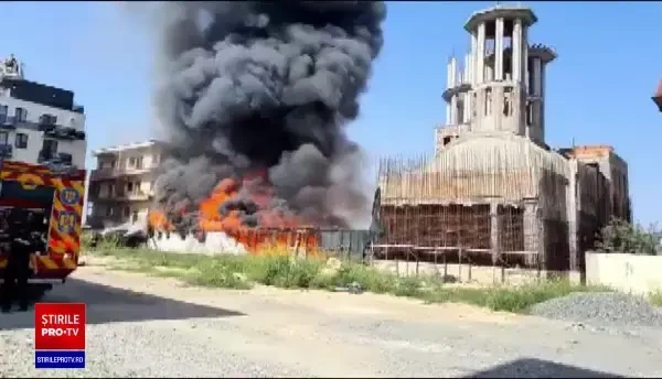 Cauza incendiului de la biserica din Constanța. Preoții susțin că focul a pornit de la panoul electric