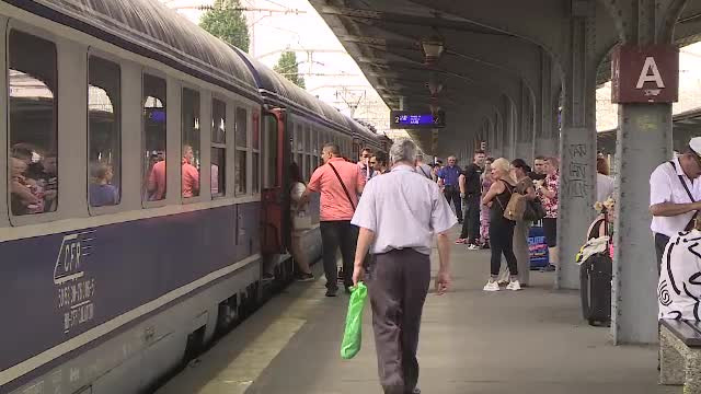 De ce trenurile din România nu au sisteme de climatizare potrivite. CFR Călători primește anual mii de reclamații