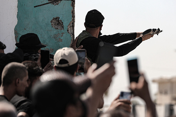 Șapte polițiști din Irak, morți într-un atac cu bombă și arme. Cine s-ar afla în spatele crimelor