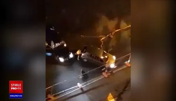 Ce au aflat polițiștii despre șoferii din Timișoara care s-au luat la bătaie în trafic. Un martor a filmat scandalul