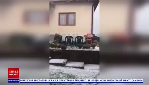 Furtunile au făcut prăpăd în mai multe județe din țară. În Bucegi și Bacău a căzut grindina
