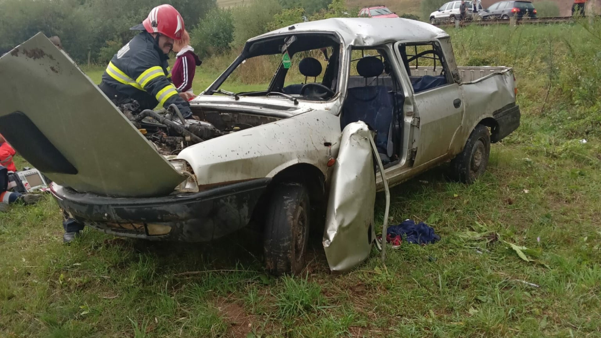 Grav accident în Cluj. Un bărbat a murit după ce mașina în care se afla s-a răsturnat