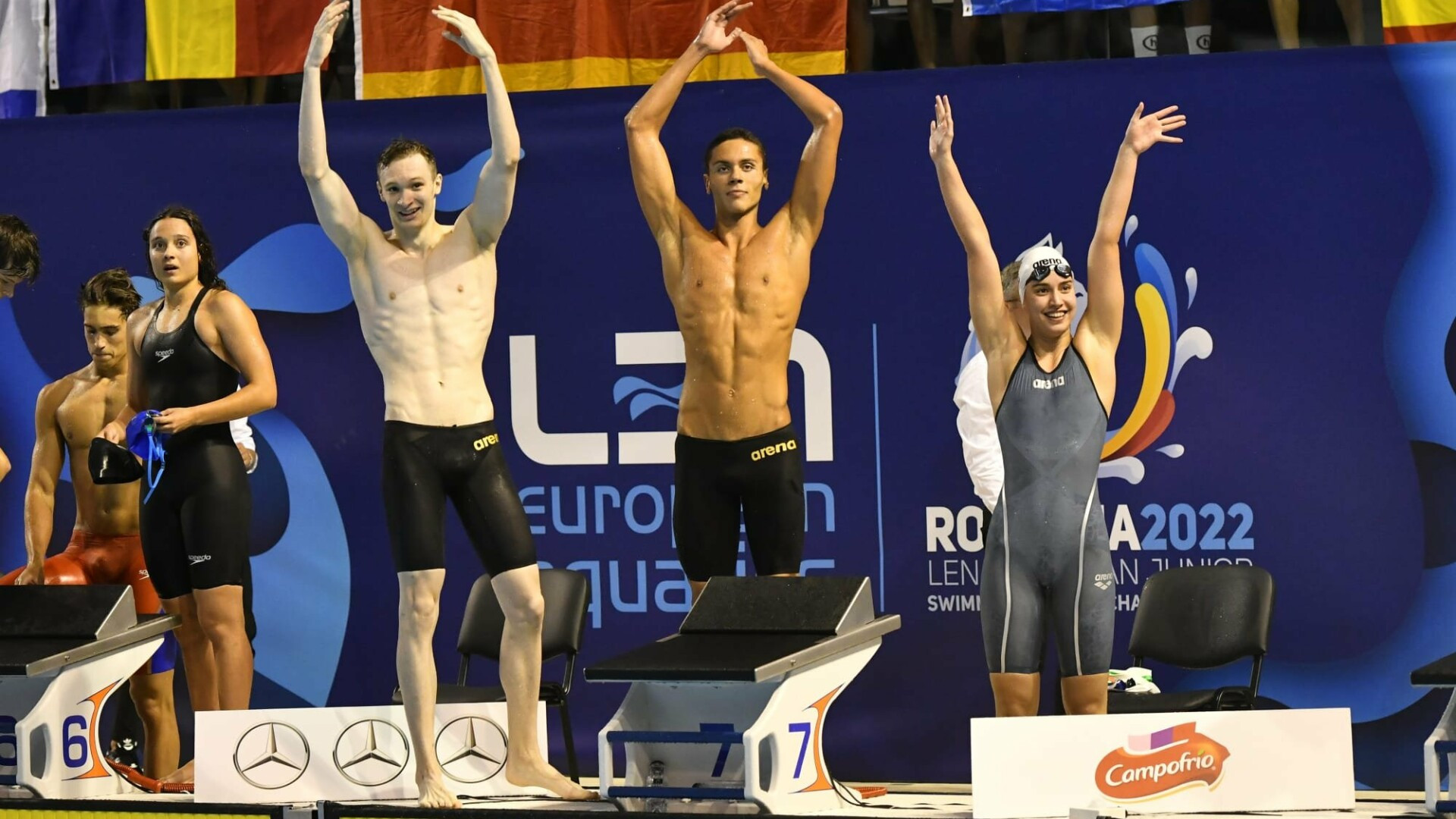 Ştafeta combinată de 4x100 m liber a României, cu David Popovici, s-a calificat în finala Mondialelor de juniori de la Lima