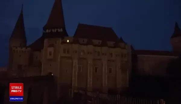 Autoritățile din țară opresc iluminatul stradal sau scad intensitatea pe timpul nopții din cauza crizei energiei