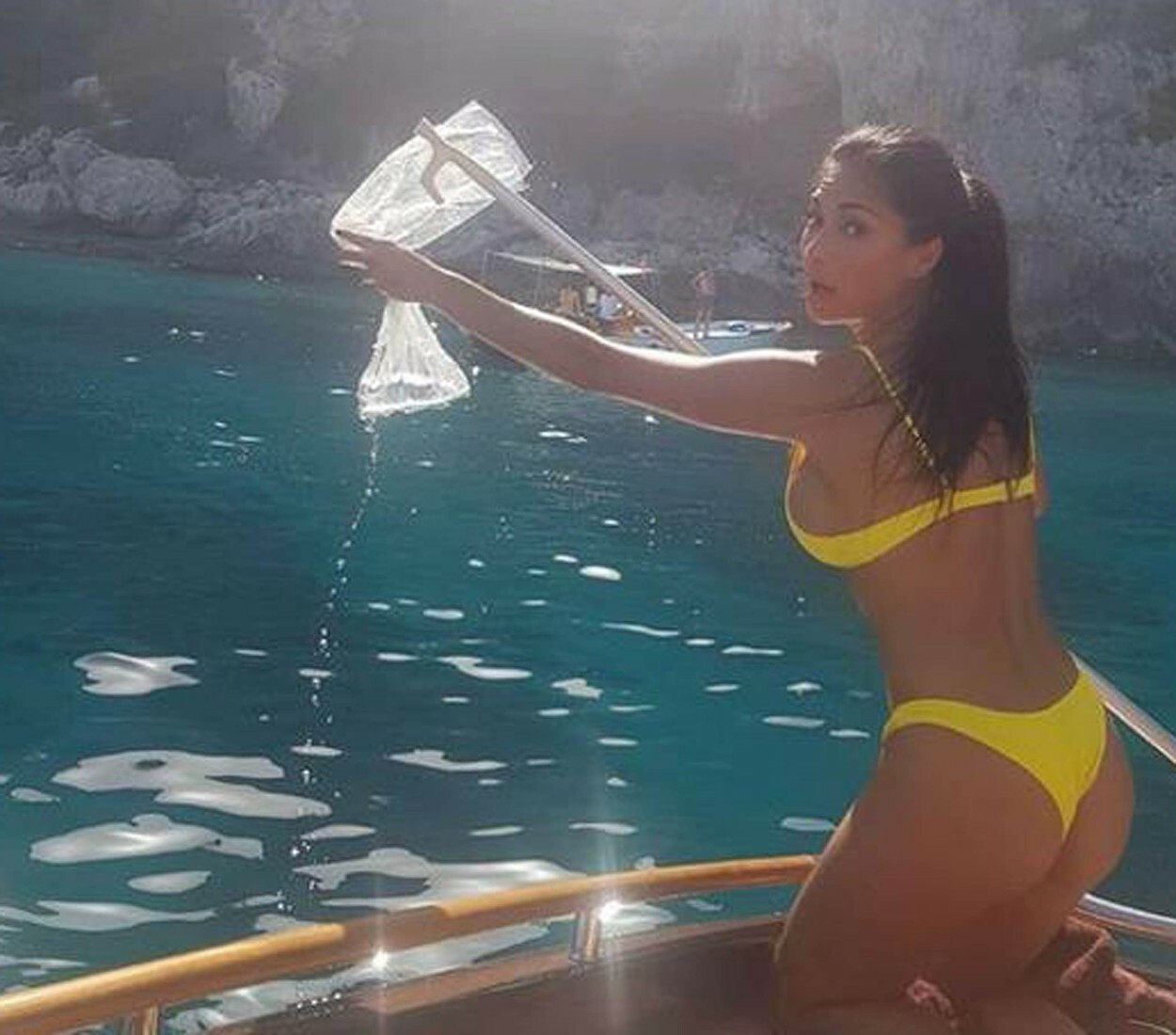 Nicole Scherzinger, o inspirație de modă. Cum arată celebra cântăreață în costum de baie | GALERIE FOTO