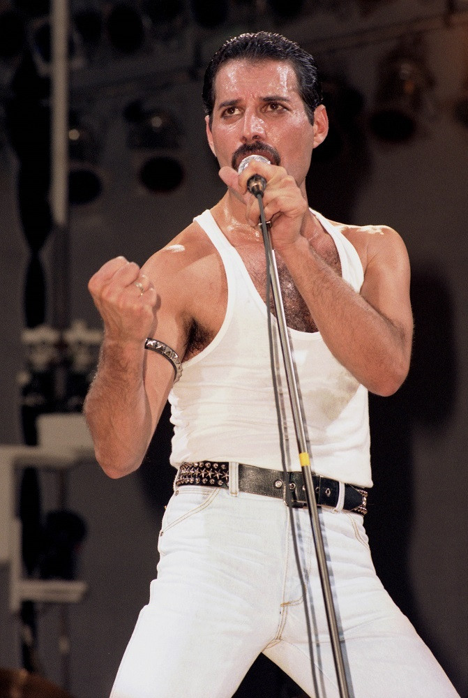 Freddie Mercury - 4