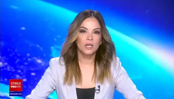 Două grupuri de tineri mascați s-au bătut cu mingi din cârpe aprinse, pe o stradă din El Salvador