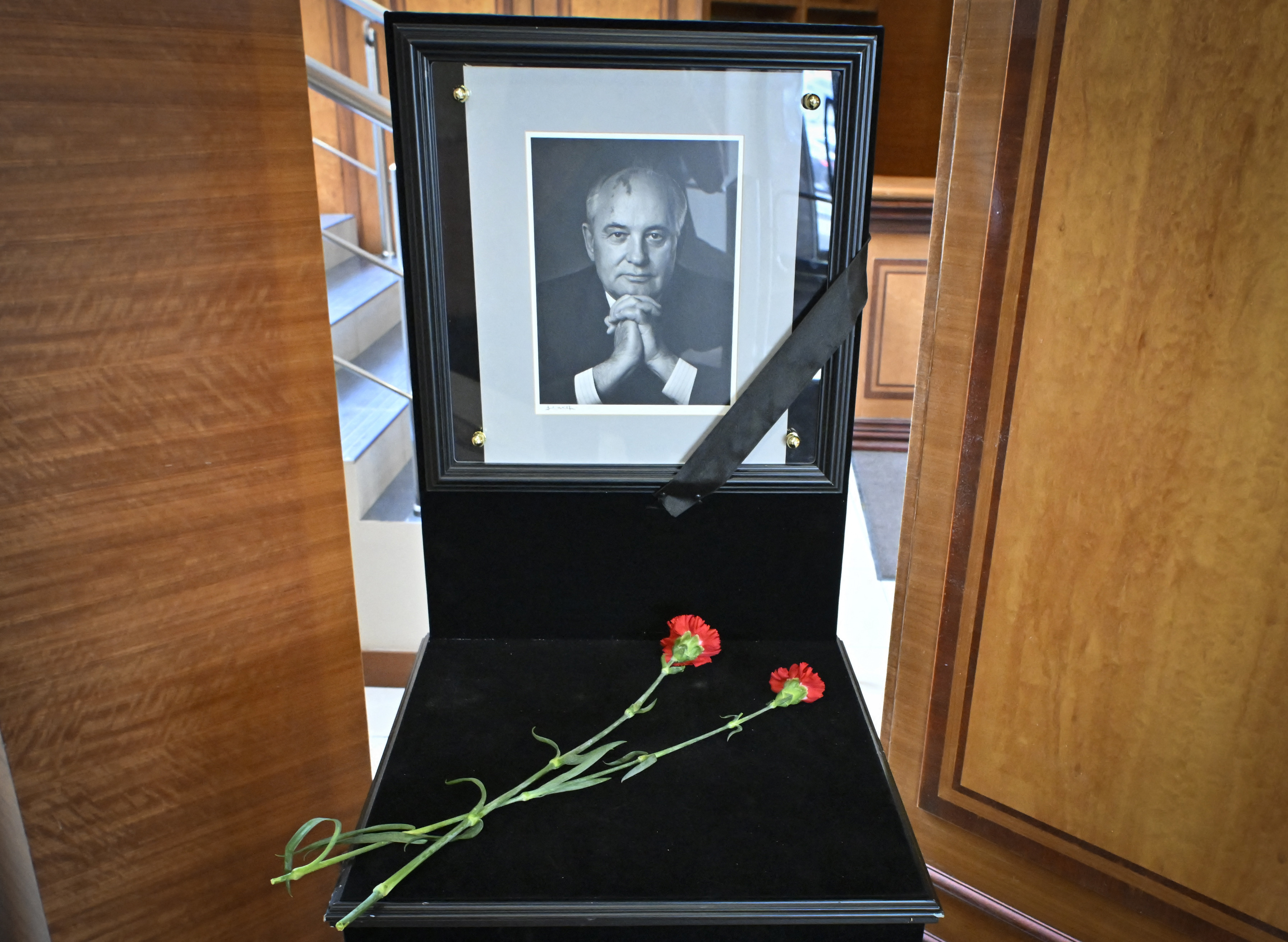 Mihail Gorbaciov a fost înmormântat la Moscova. Ultimul lider al URSS nu a avut parte de funeralii de stat. VIDEO