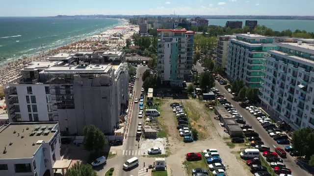 Cât costă cazarea pe litoral în septembrie. Turistă: „Preţurile sunt undeva cu 60-70% mai mici”