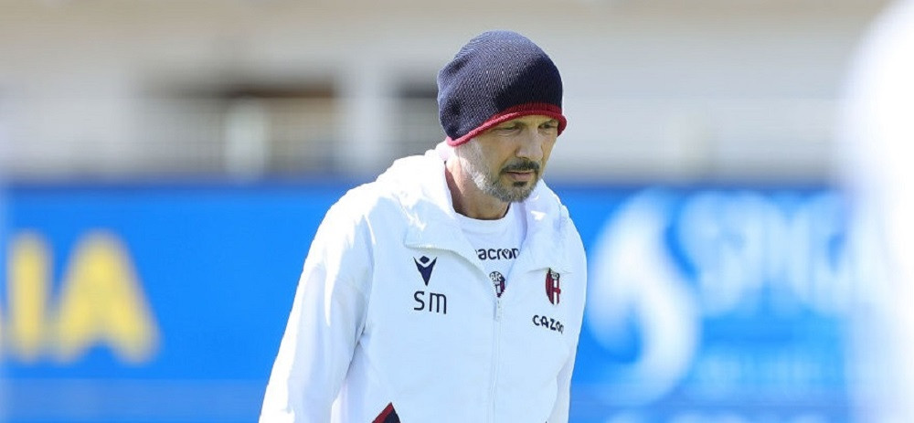 Bolnav de leucemie, Sinisa Mihajlovic a fost demis de la Bologna. Un fost fotbalist de la CFR Cluj, favorit să preia echipa