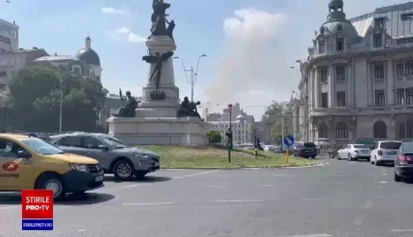Incendiu pe Calea Victoriei, la o clădire aflată în reabilitare