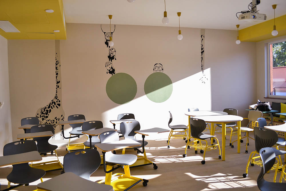 (P) Cum s-a amenajat o școală a viitorului în Cluj Napoca, în doar 3 luni?