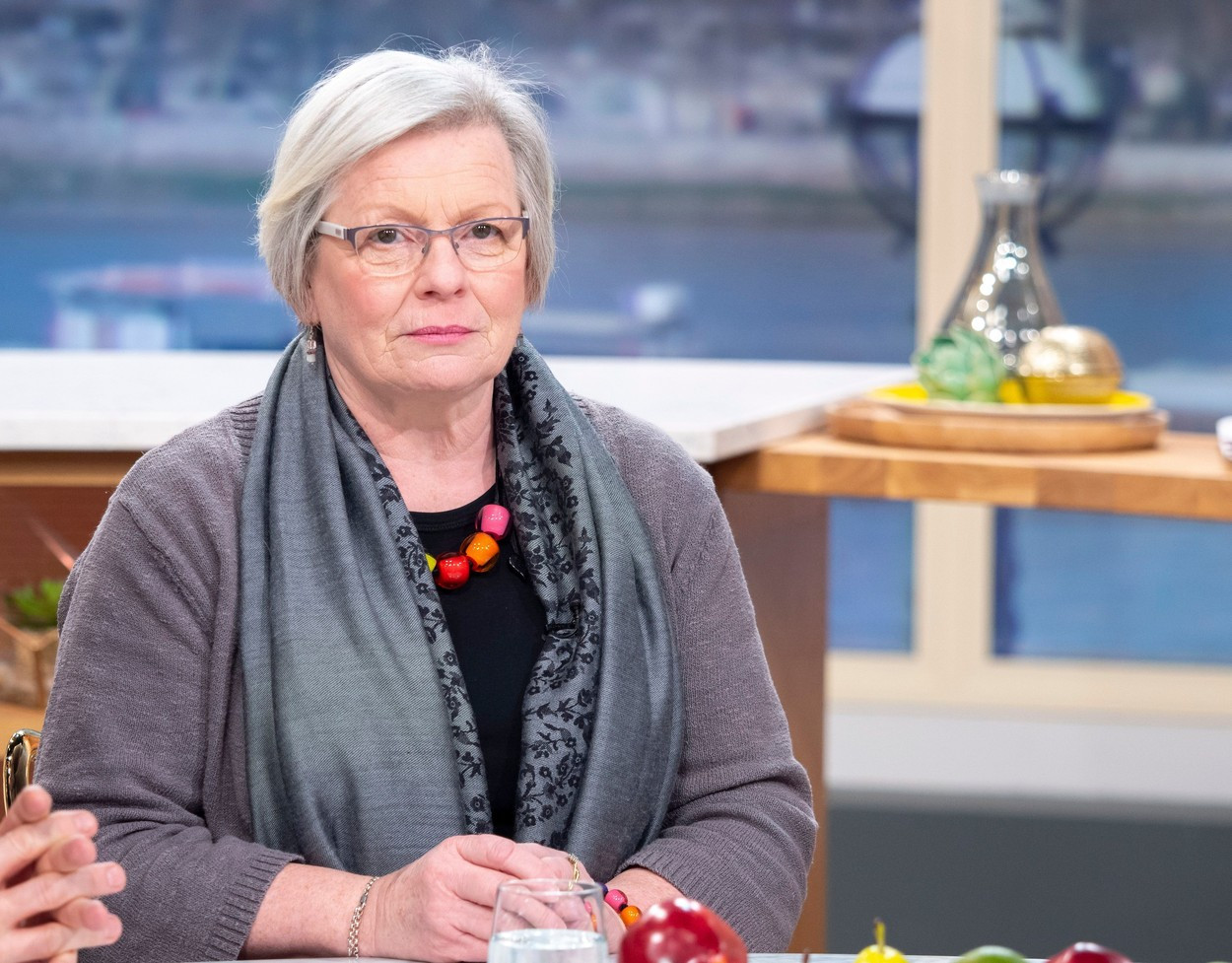 O femeie care poate mirosi boala Parkinson a ajutat la dezvoltarea unui test. Acum, vrea să ajute la detectarea cancerului