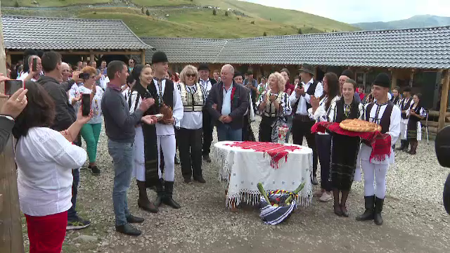 Nașterea Maicii Domnului, sărbătorită de milioane de români. Slujbă cu tradiție la mănăstirea de la Piatra Fântânele