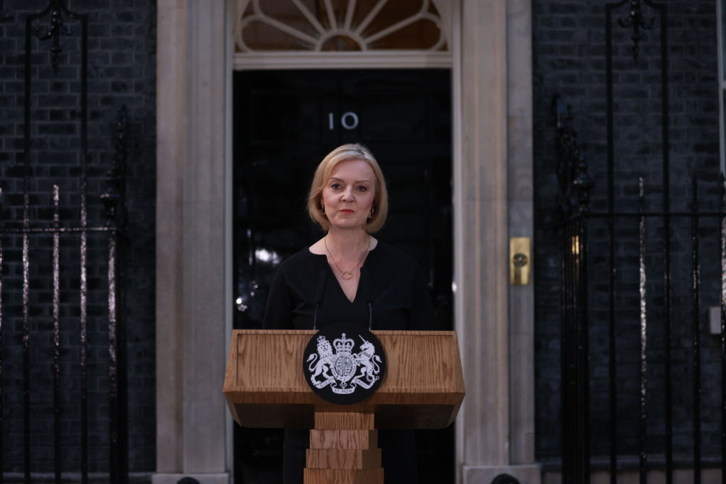 Liz Truss a fost informată de decesul reginei Elisabeta a II-a cu două ore înainte de anunţul Palatului Buckingham