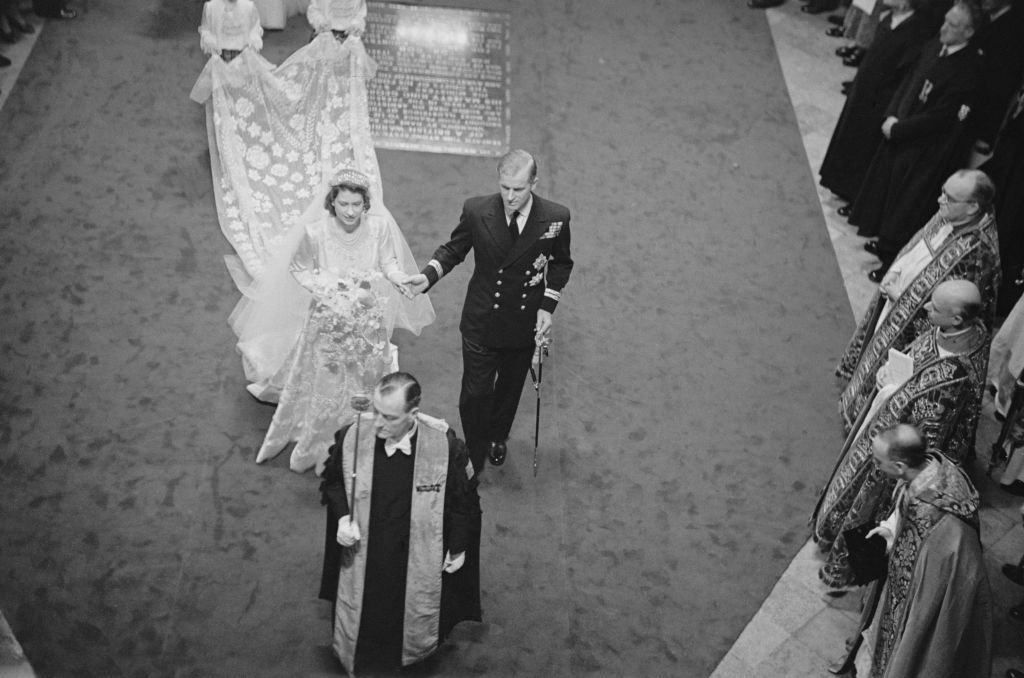 Imaginile istorice cu Regina Elisabeta a II-a. La v&acirc;rsta de 10 ani a devenit moștenitoarea tronuli britanic - 4