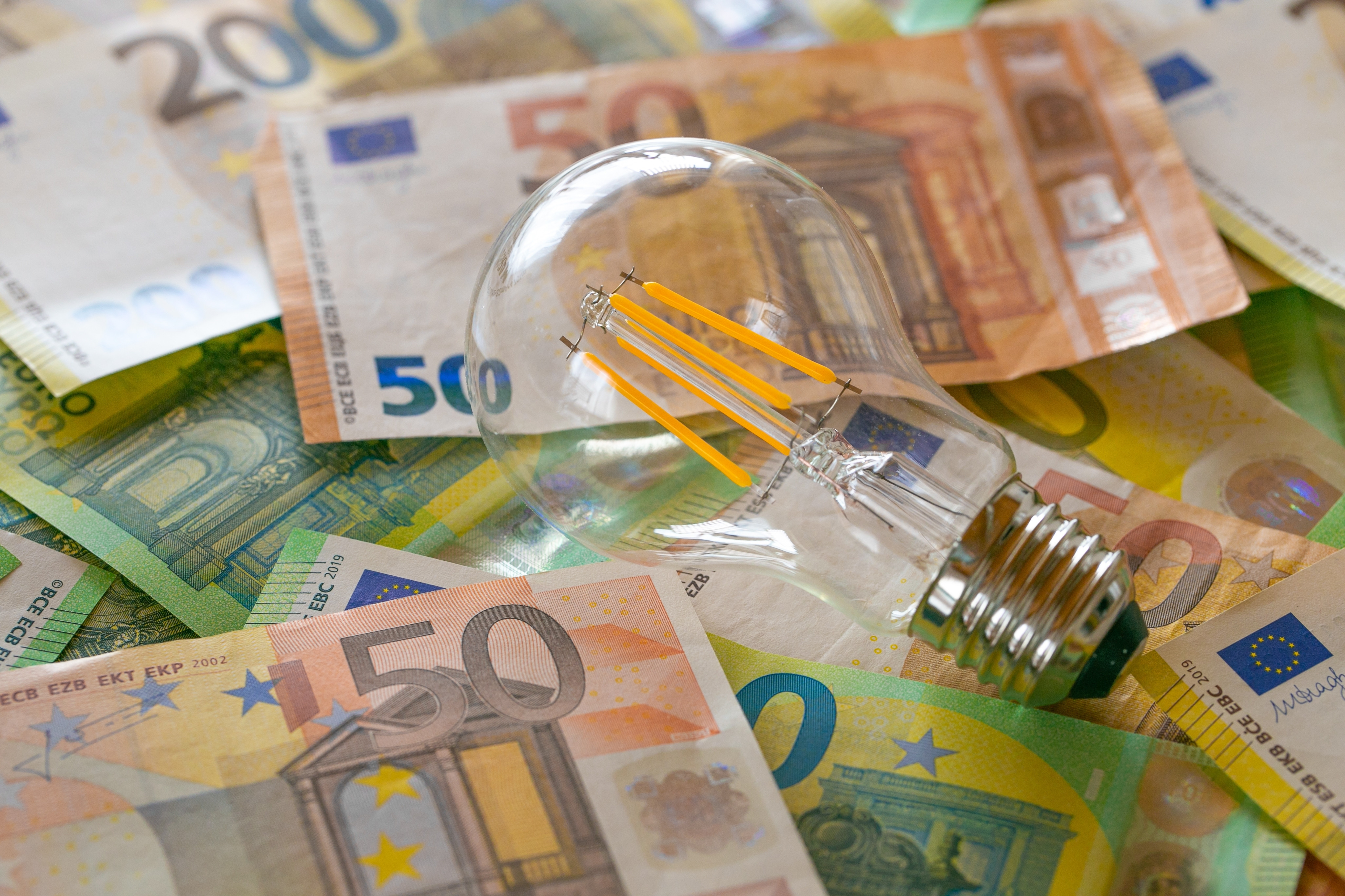 Ţările de Jos: Guvernul va plafona preţul energiei de la 1 ianuarie 2023