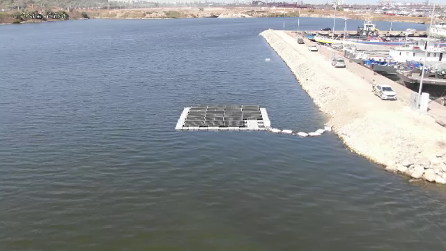 Primul parc fotovoltaic plutitor din sud-estul Europei a fost instalat la Constanța. Câtă energie poate produce