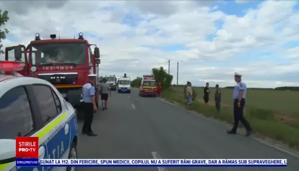 Accident între două TIR-uri și o mașină, pe DN1A. Există scurgeri de substanțe periculoase, traficul este blocat FOTO