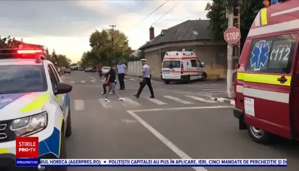 Ambulanță din Prahova implicată într-un accident, în Urlați. Pacienta cu AVC a scăpat ca prin minune