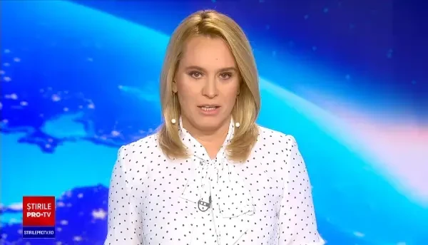 Incident grav într-un parc din Slatina. Un copac uriaș a căzut lângă un bărbat, care s-a prăbușit pe asfalt