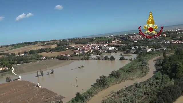 Furtună catastrofală într-o zonă din Italia unde trăiesc peste 20.000 de români. Cel puțin nouă oameni au murit