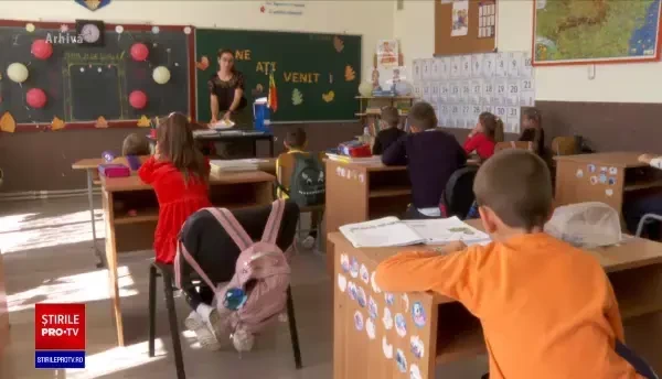 Guvernul a aprobat extinderea Programului Pilot „Masa Caldă”. Elevi din 350 de școli vor primi un prânz de 15 lei