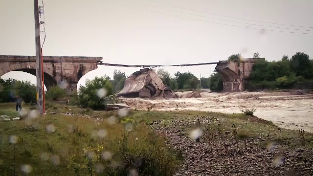 În ce situație sunt acum podurile care nu au mai fost întreținute din comunism, aflăm duminică la „România, te iubesc”