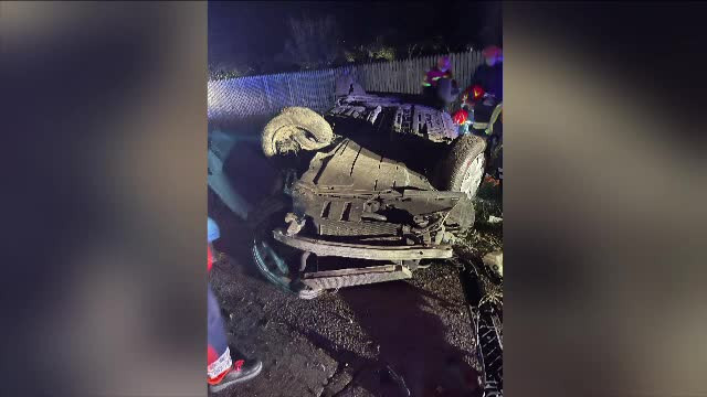 Un tânăr a murit într-un cumplit accident de circulație, pe un drum din judeţul Argeş. Nu purta centură de siguranță