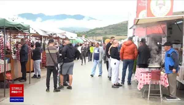 Forfotă mare în piețele din țară. Pentru că se apropie iarna, românii au început să facă provizii pentru cămară