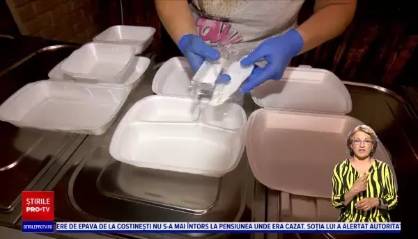 Motivul pentru care plătim mai mult la comenzile de mâncare