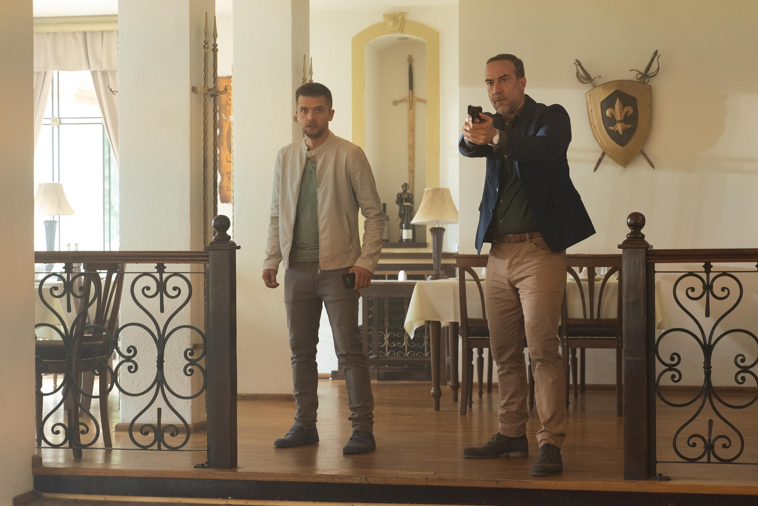 Românii au trăit cu sufletul la gură premiera serialului CLANUL. Primul episod a fost lider absolut de audiență