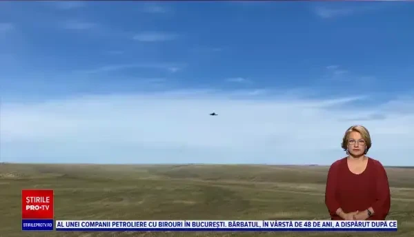 Spectacol în aer. Aparatele de zbor Boeing F18 Hornet, pilotate de militarii canadieni, au efectuat antrenamente la Smârdan