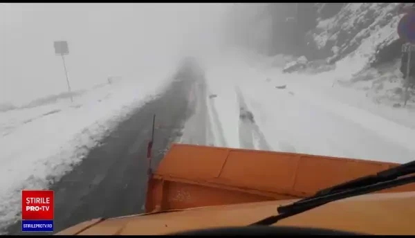 Ninsori abundente la munte. În Munții Călimani stratul de zăpadă a ajuns la 14 centimetri VIDEO, GALERIE FOTO