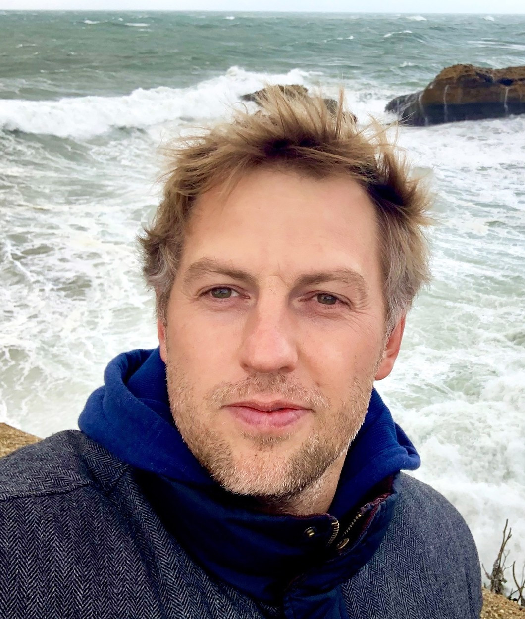 Cum s-a salvat un critic al lui Putin, stabilit în Franța, de la o tentativă recentă de asasinat