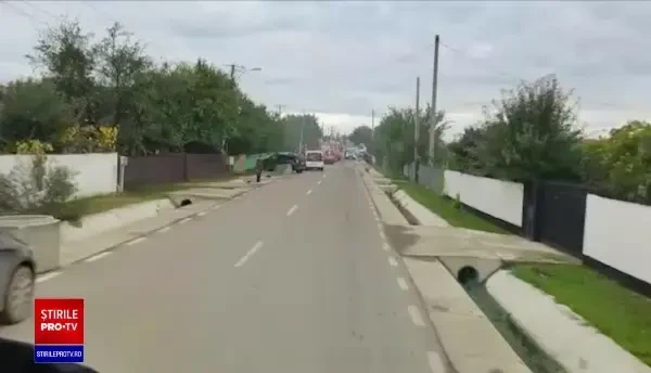 Incendiu la o casă din comuna Voinești. Un bărbat nevăzător și cu picioarele amputate a murit carbonizat