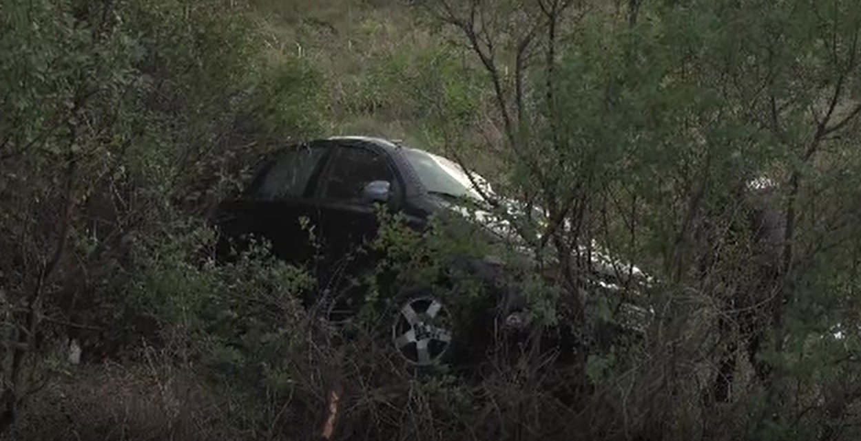 O șoferiță de 43 de ani s-a ales cu un traumatism cranio-cerebral grav, după ce a ajuns cu mașina într-un șanț