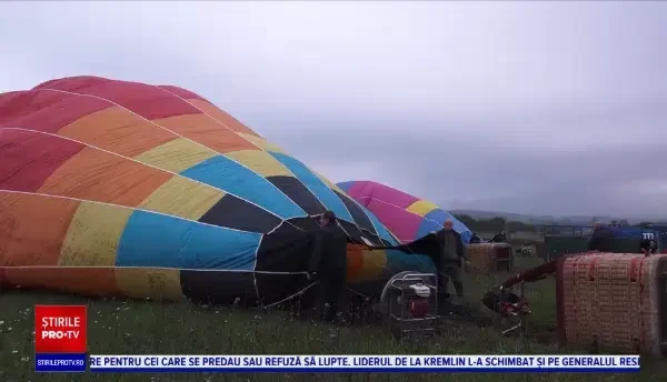 Plimbarea cu baloanul cu aer cald, la mare căutare și în România. Pilot: „Merită încercat măcar o dată în viață”