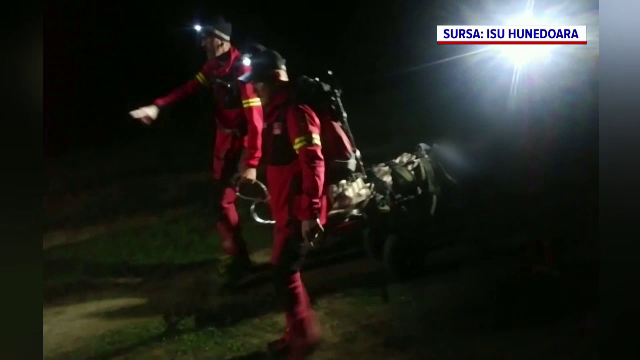 O femeie din Hunedoara s-a răsturnat cu ATV-ul pe un drum din munții Orăștiei