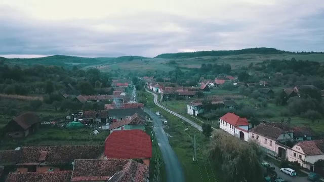 Cum atrage satul săsesc Apoș mii de turiști. ”Este absolut fascinant, trebuie să recunosc”