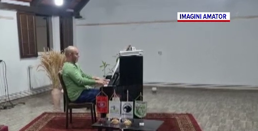 Un român a doborât recordul mondial pentru cel mai lung concert de pian din lume