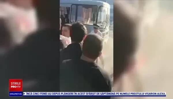 Exodul bărbaților ruși care fug de teamă să nu fie încorporați continuă. Unii aleg să treacă granița spre Georgia pe jos