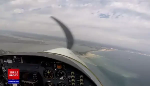 Școlile de pilotaj sunt tot mai căutate. Cât plătesc tinerii pentru a ajunge la manșa unui avion