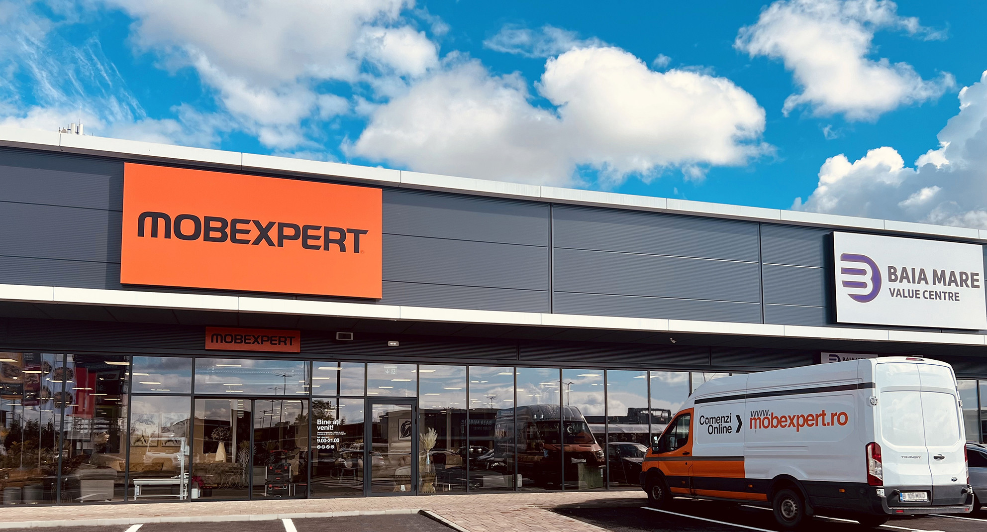 (P) Mobexpert inaugurează un nou magazin "Concept Store" în Baie Mare Value Centre