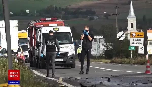 Carnagiu pe o șosea din Mureș. Un bărbat și o femeie din Ungaria au murit într-un mod îngrozitor