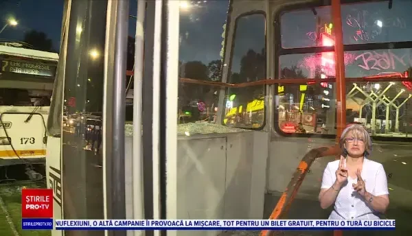 Două tramvaie s-au ciocnit pe Șoseaua Giurgiului din Capitală. Două persoane au ajuns la spital