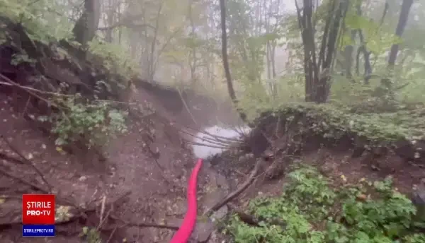 Imagini de la barajul fisurat din Alba